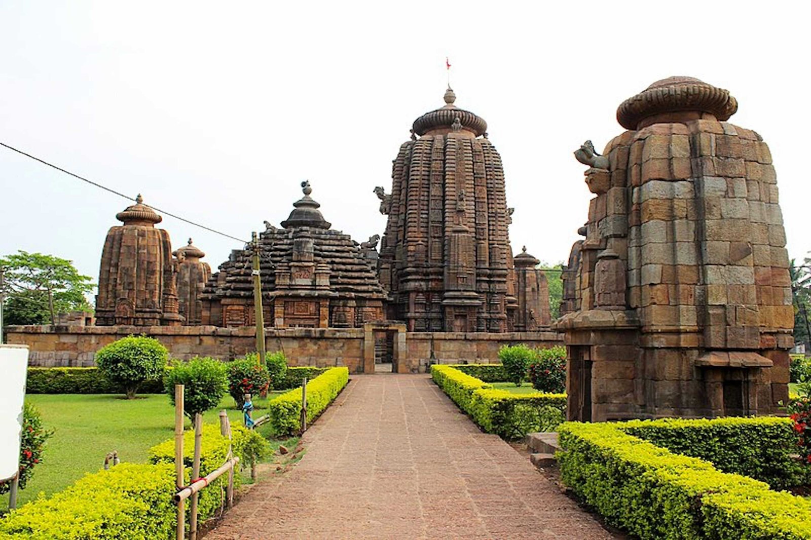 brahmeswara_temple_bhubaneswar-scaled